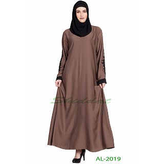 A-line abaya with patchwork- Stone Pink