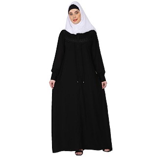 Zipper Front open pleated abaya with lace work- Black