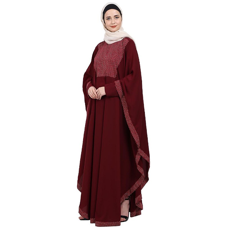 mom and daughter matching abaya