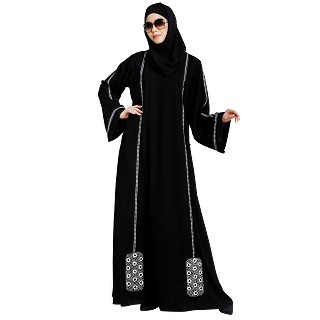 Loose fit abaya with embroidery work- Black