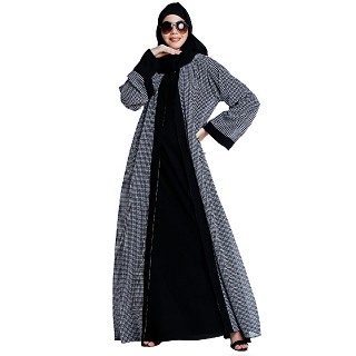 Shrug combo abaya- Black-White