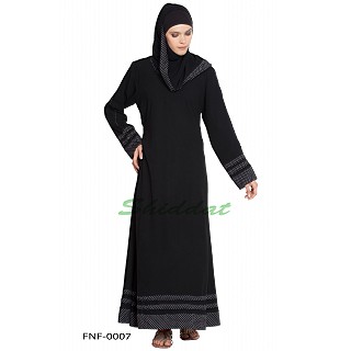 Black 3-line border abaya