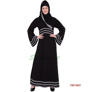Black abaya with 3 line printed border