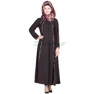 Abaya online with black piping in crepe fabric