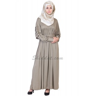 Pleated abaya- Grey 