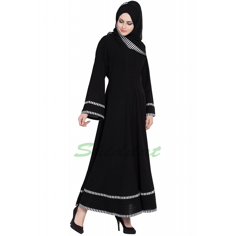 Casual abaya- Buy Black casual abaya at www.shiddat.com