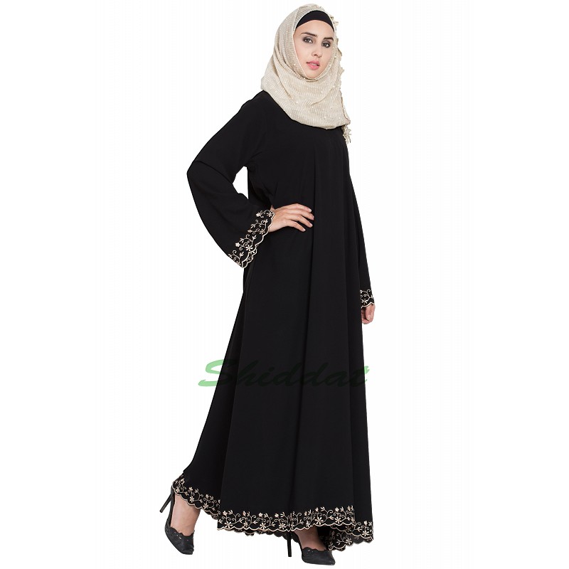 Nida abaya- Buy A-line Black abaya at www.shiddat.com