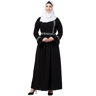 Embroidered Pintuck abaya- Black