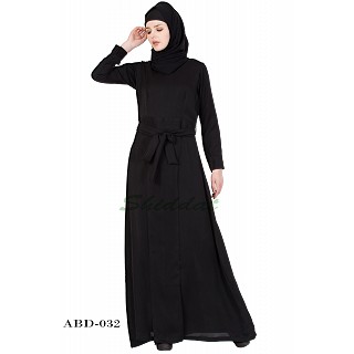 Designer Abaya in Black color