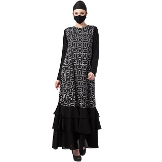 Casual Printed abaya with Frills- Black-White