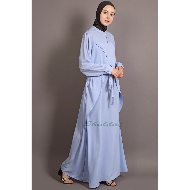 Buy abayas with a Western look and feel with yoke and triangular panels.