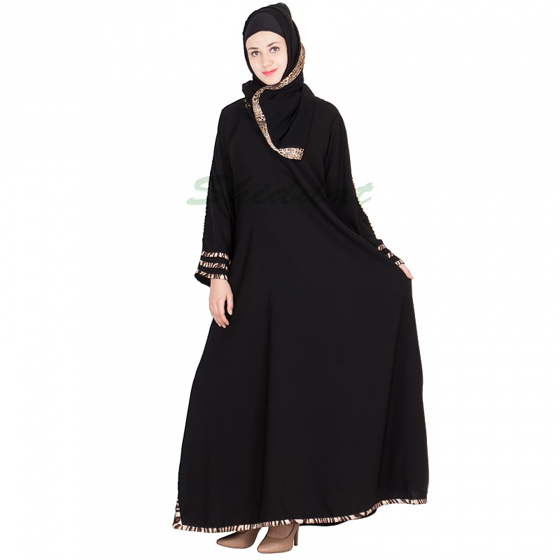 Abayas online in India- Black colored turkish design