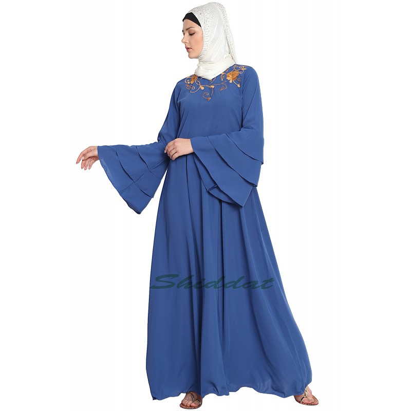 blue and white abaya