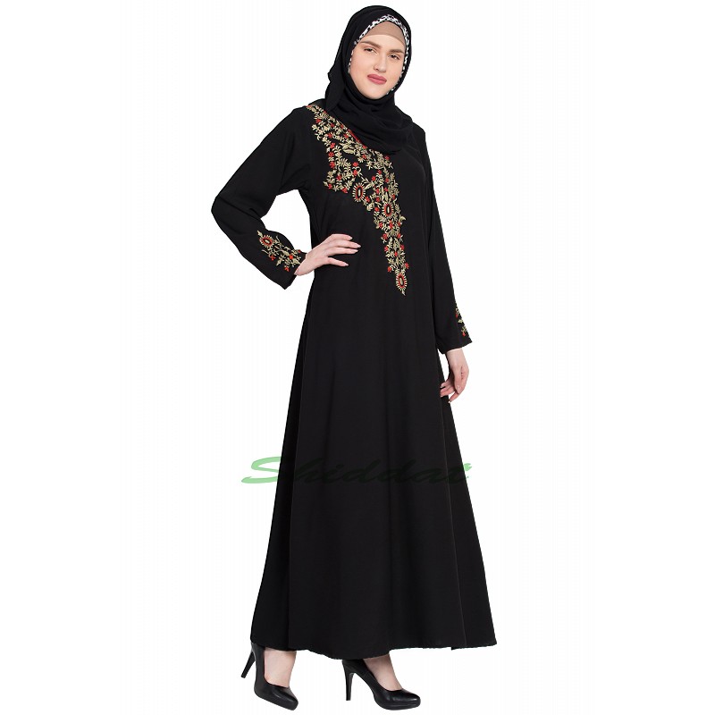 Embroidered Abaya online - Black colored abaya with simple Embroidery w...